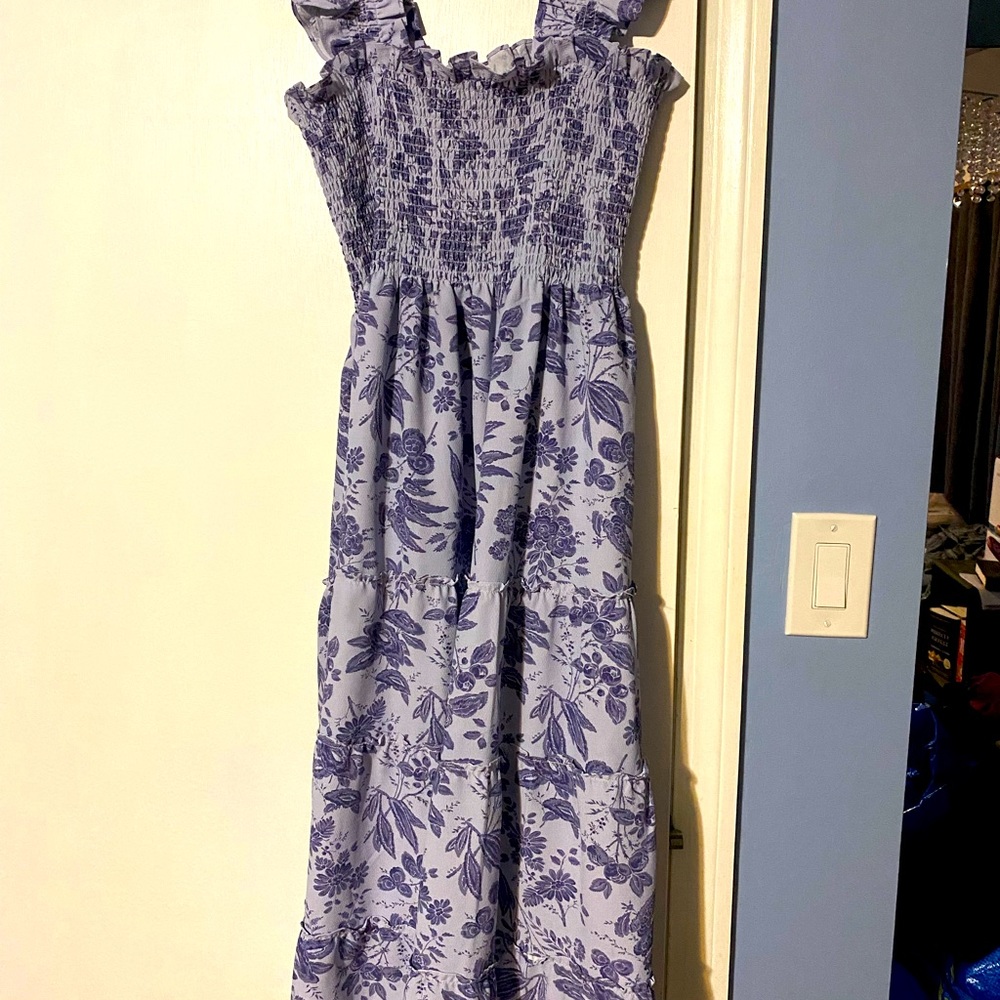 Hill House Size Medium Ellie Nap dress in lilac floral tonal crepe
